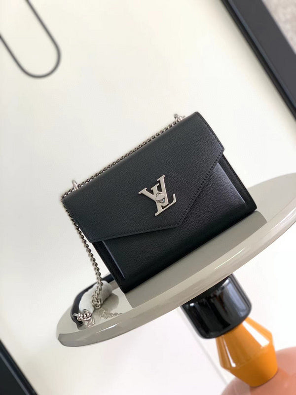 MC-LV-Bags-589