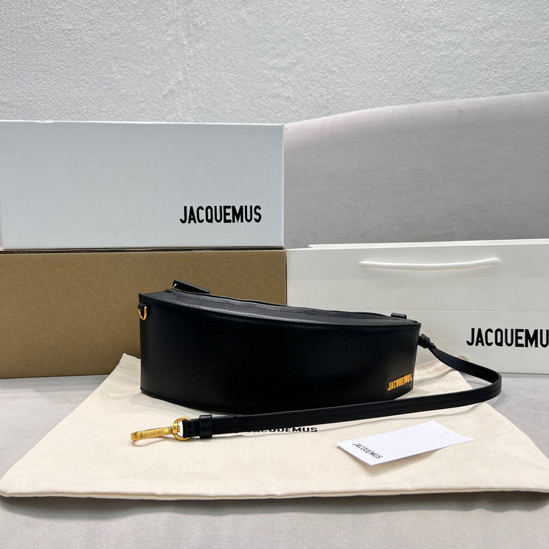 MC-JACQUEMUS-051