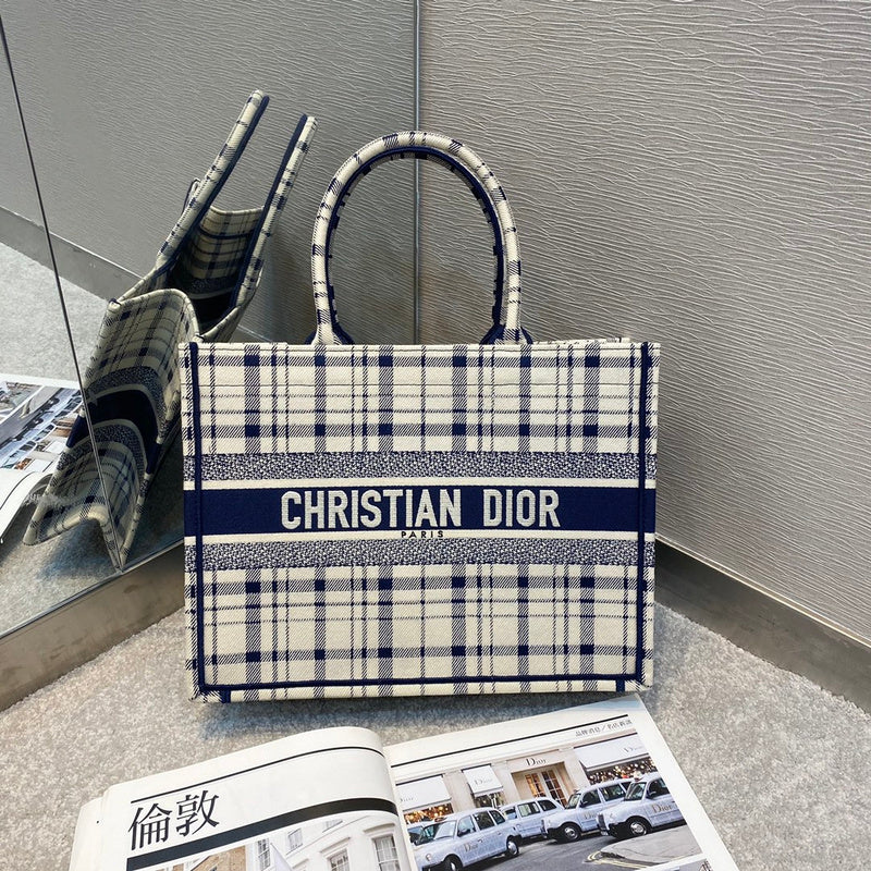 MC-Christian Dior-562