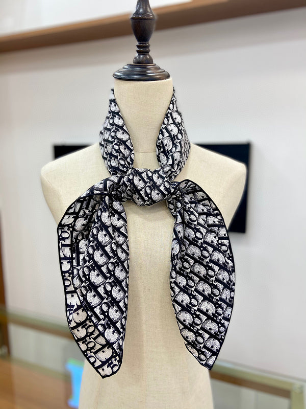 MC-Scarfs-206