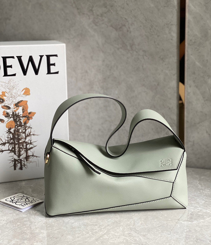 MC-Loewe-151