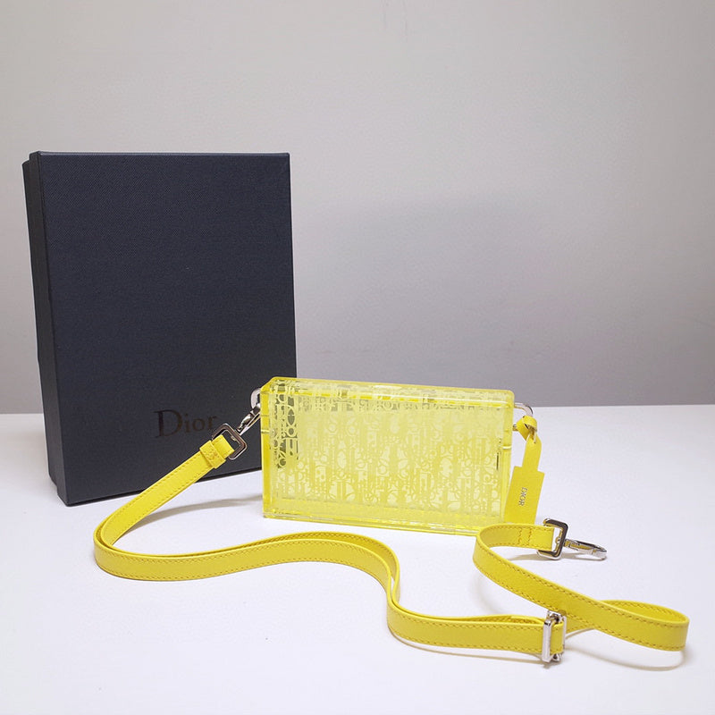 MC-Christian Dior-575