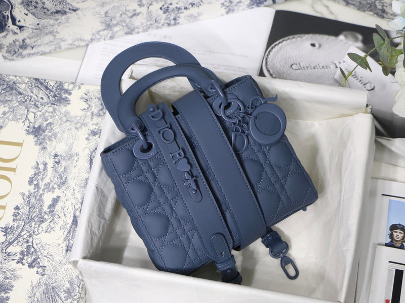 MC-Christian Dior-581