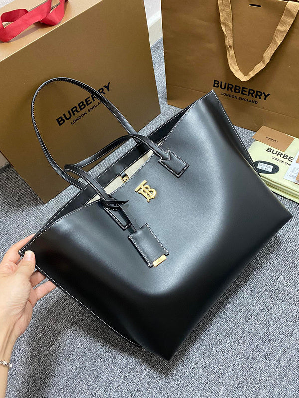 MC-Burberry-090
