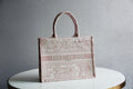 MC-Christian Dior-599