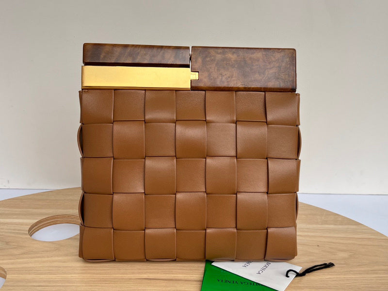 MC-Bottega Veneta-384