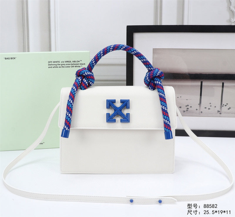 MC-OFF White-092