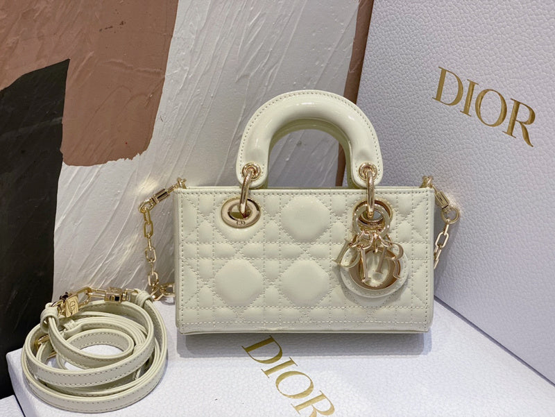 MC-Christian Dior-632