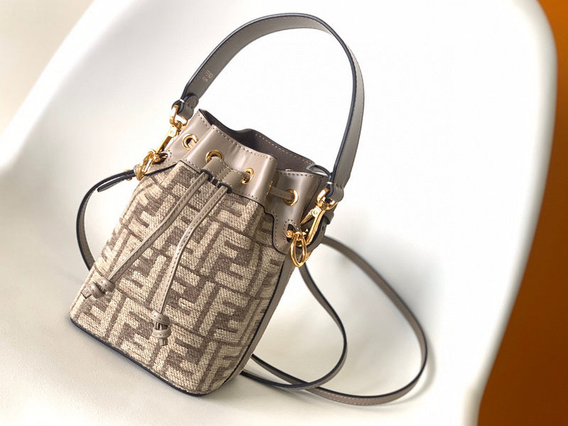 MC-FENDI-659