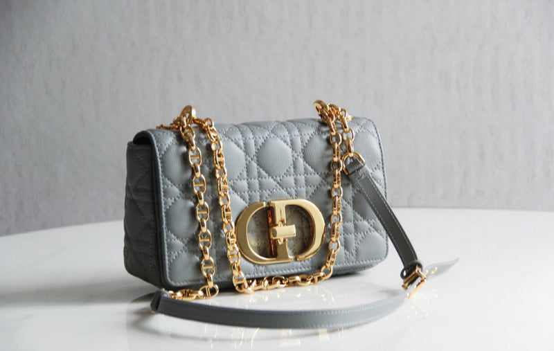 MC-Christian Dior-654