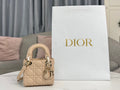 MC-Christian Dior-658