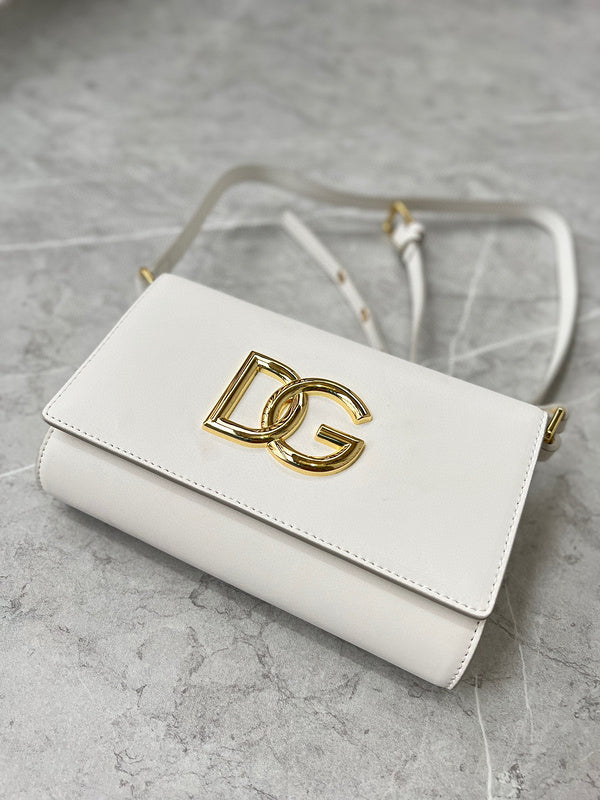 MC-Dolce Gabbana-030