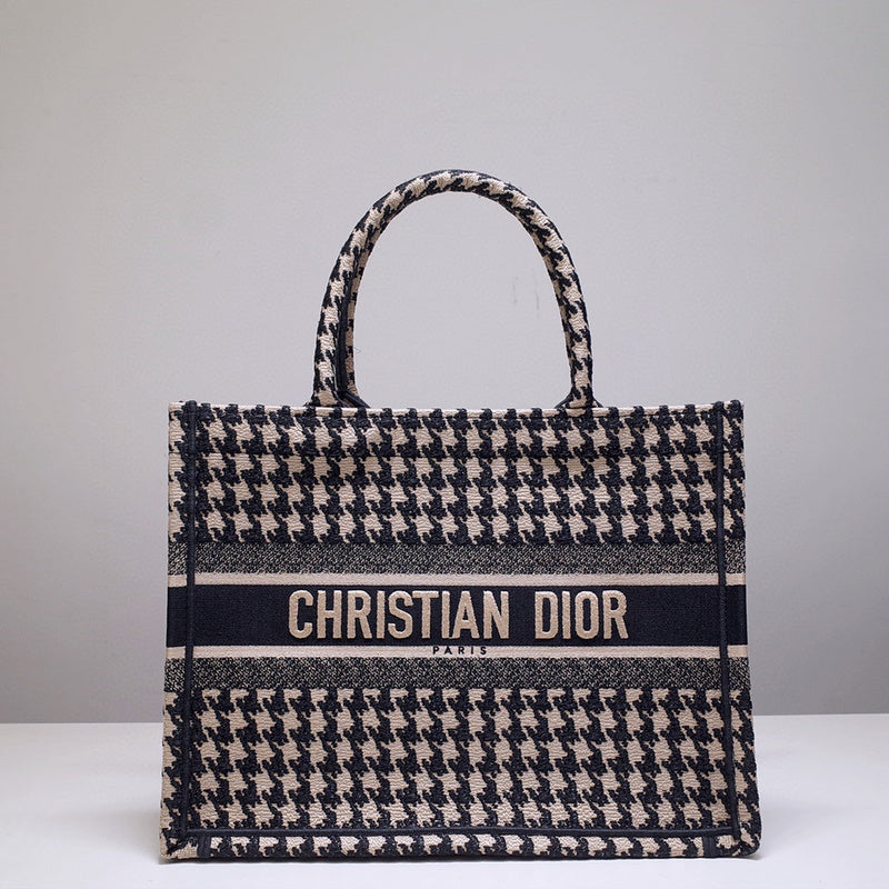 MC-Christian Dior-662
