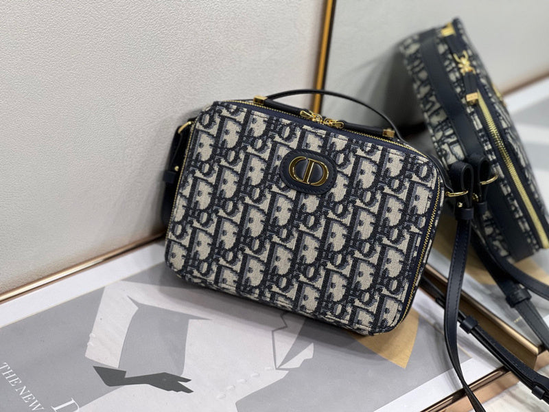 MC-Christian Dior-665