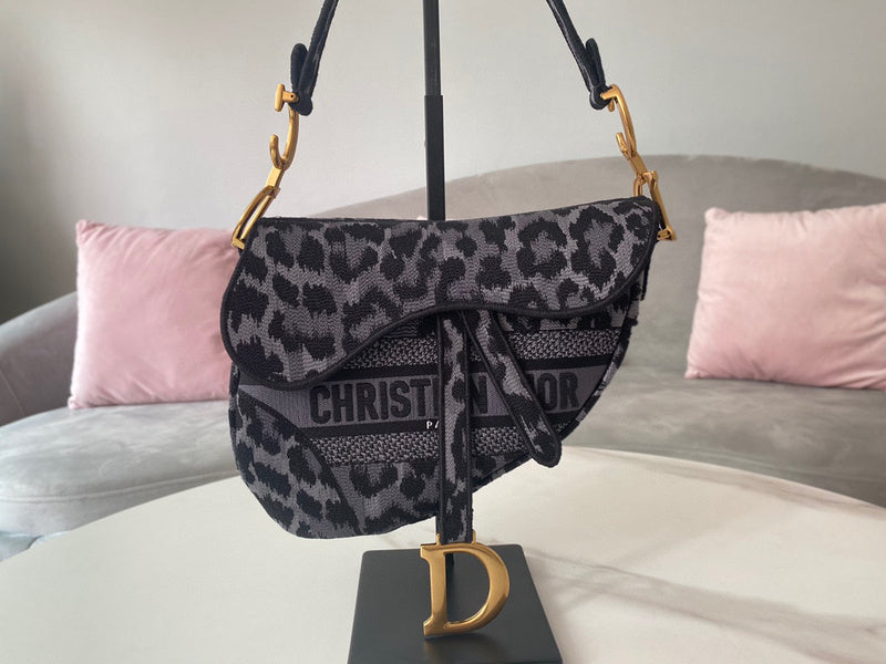 MC-Christian Dior-669