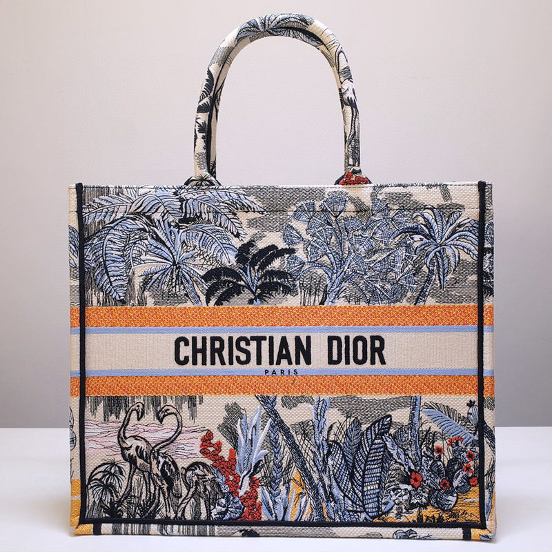 MC-Christian Dior-670