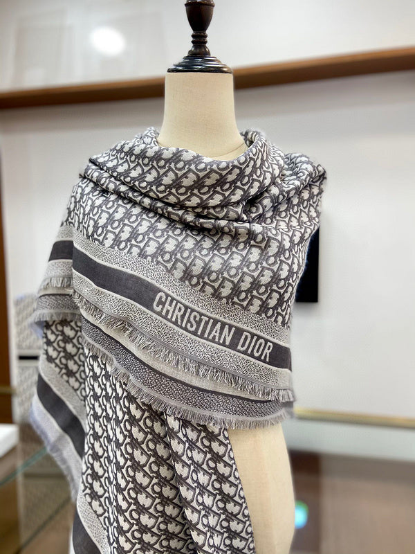 MC-Scarfs-244