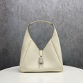 MC-GIVENCHY-088
