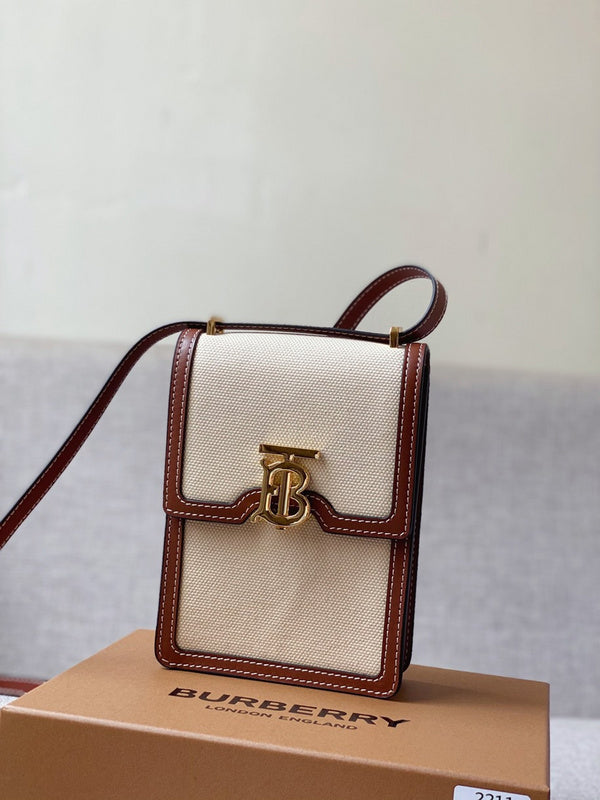 MC-Burberry-123