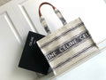 MC-Celine-339