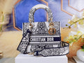 MC-Christian Dior-700