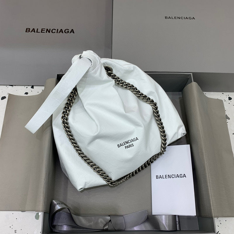 MC-Balenciaga-321