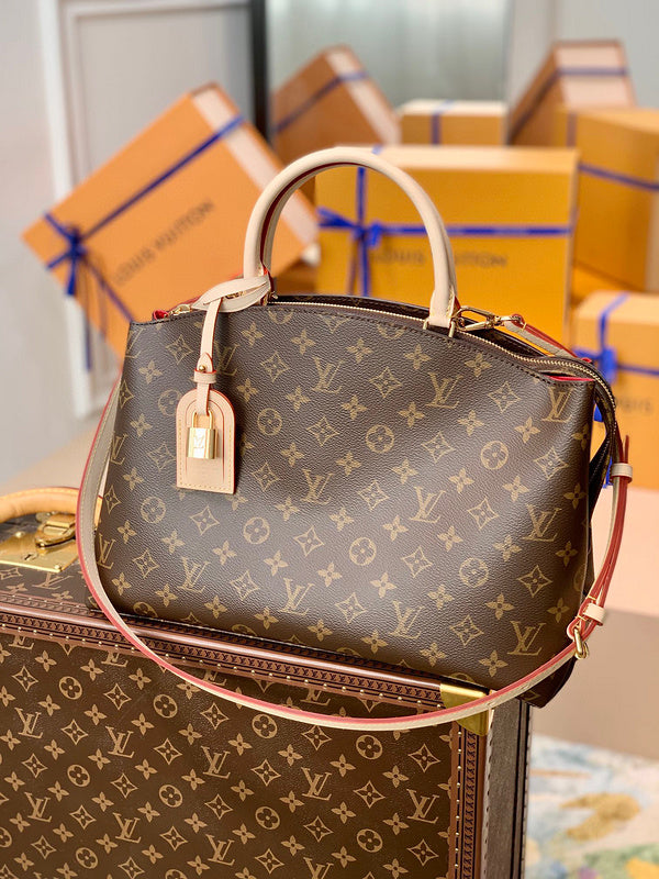 MC-LV-Bags-762