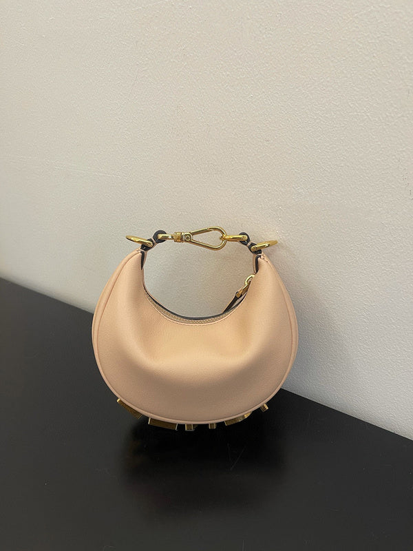 MC-FENDI-739