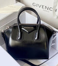MC-GIVENCHY-096