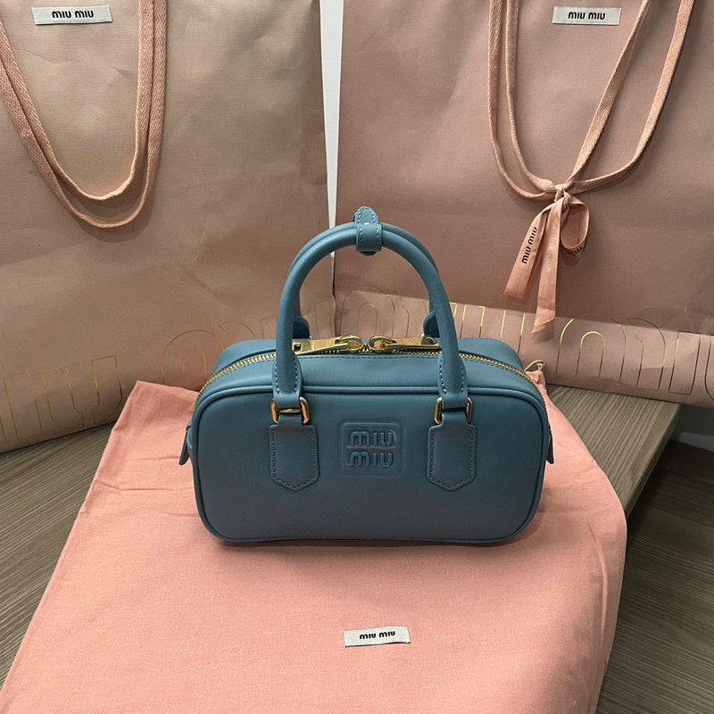 MC-Miu Miu-101