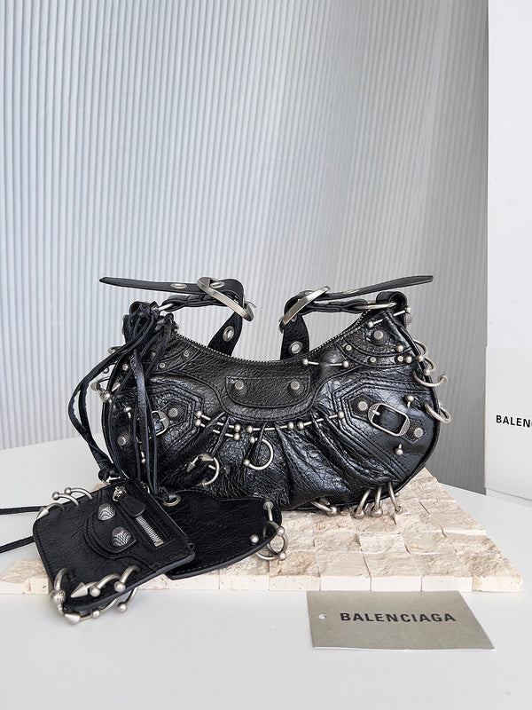 MC-Balenciaga-339