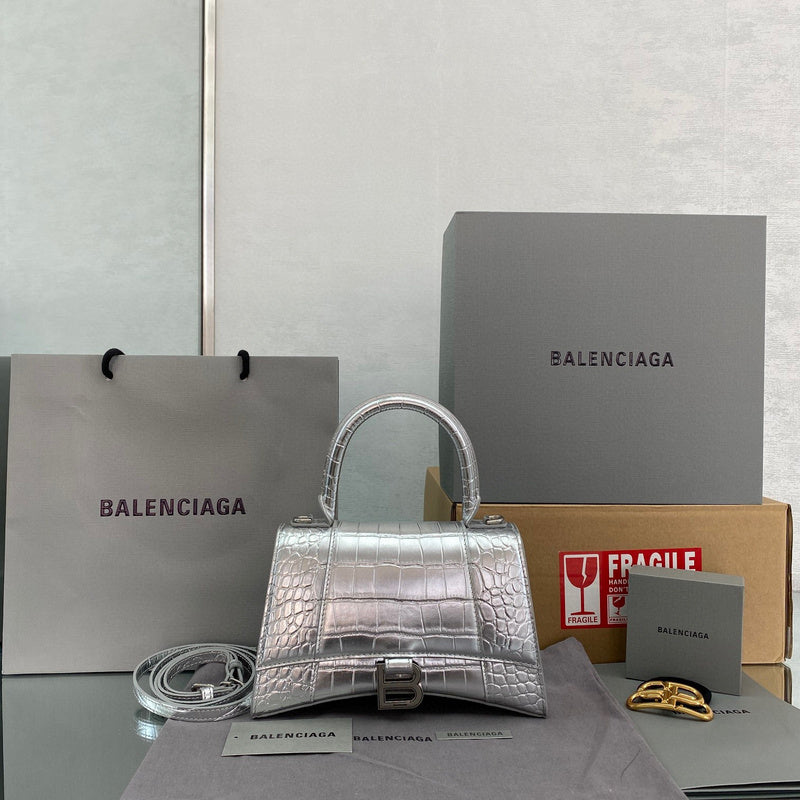 MC-Balenciaga-345