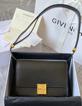 MC-GIVENCHY-104