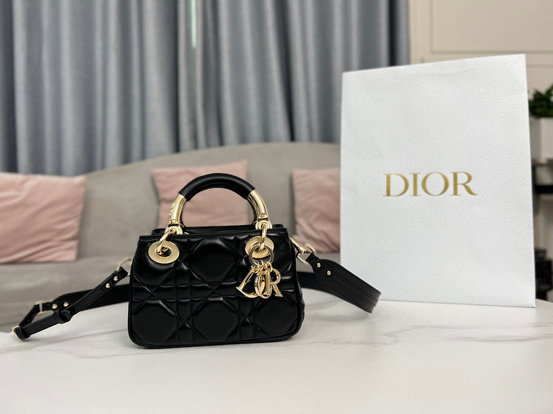 MC-Christian Dior-784