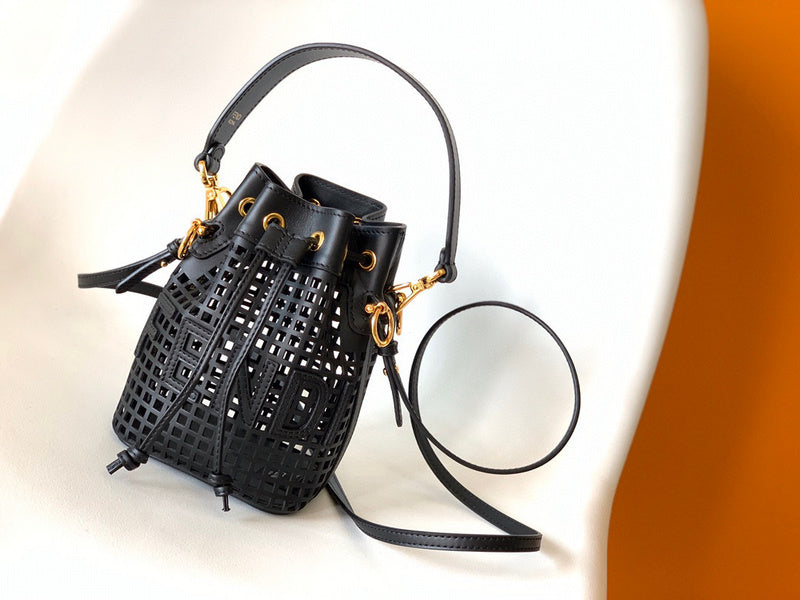 MC-FENDI-821