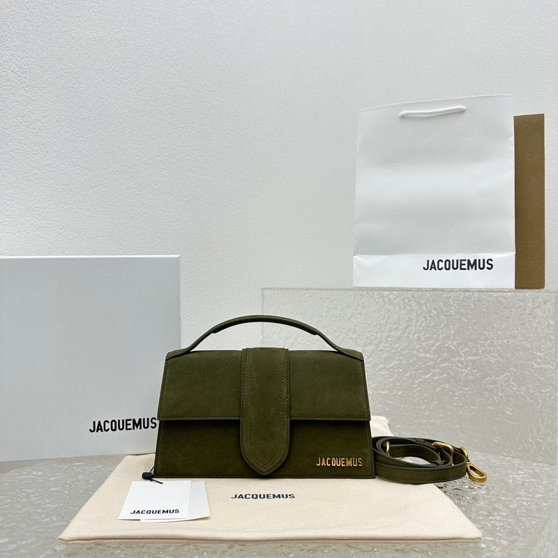 MC-JACQUEMUS-066