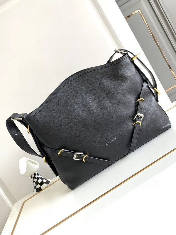 MC-GIVENCHY-107