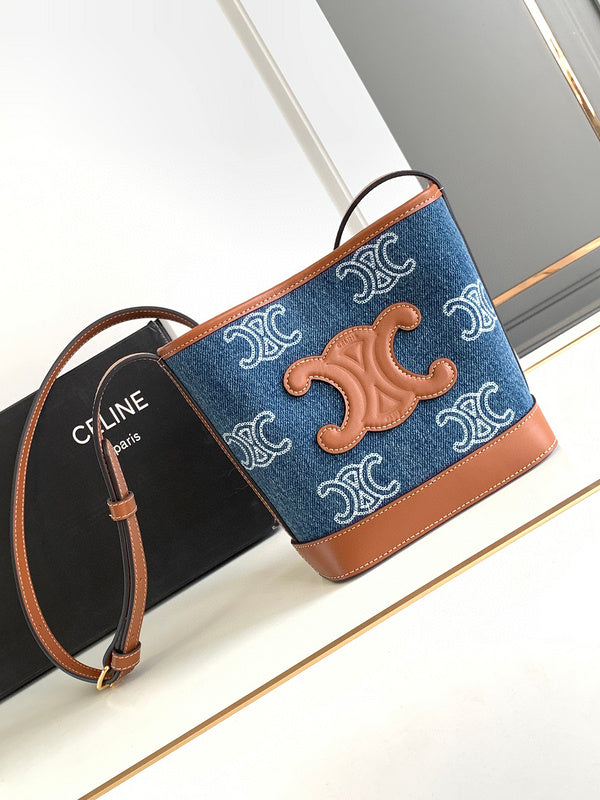 MC-Celine-401