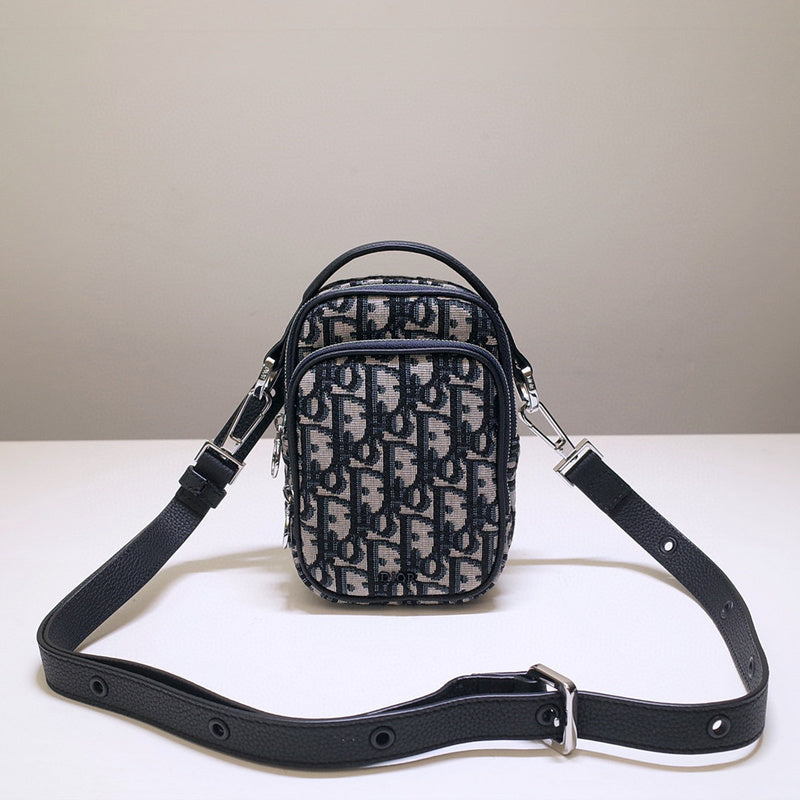 MC-Christian Dior-810