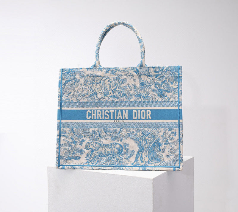 MC-Christian Dior-811