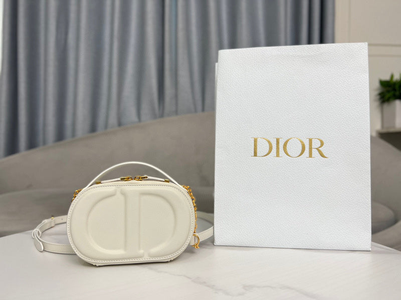 MC-Christian Dior-814