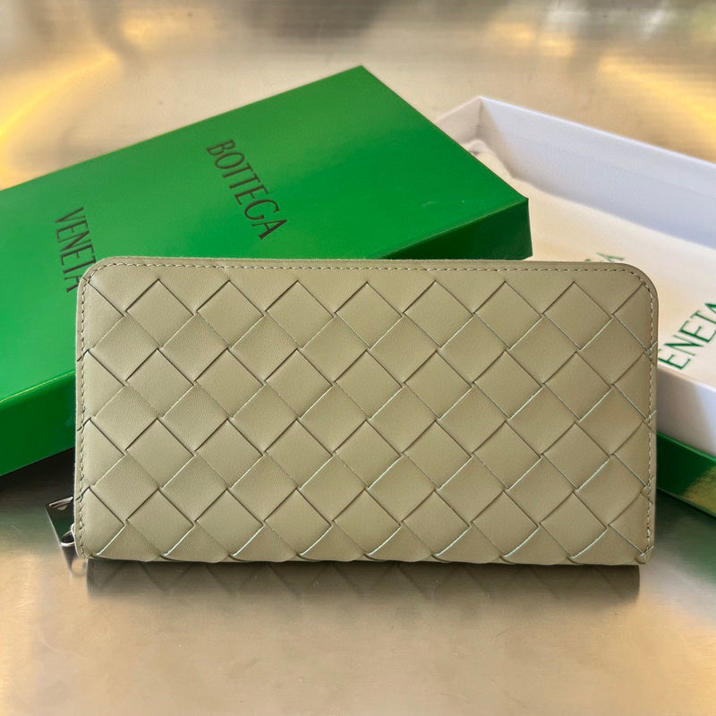 MC-Wallets-146