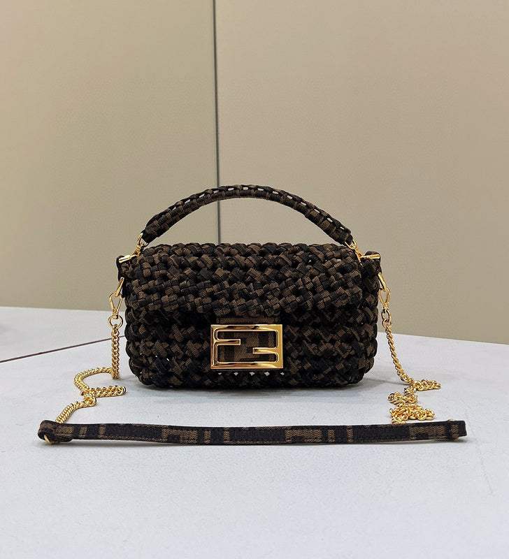 MC-FENDI-867