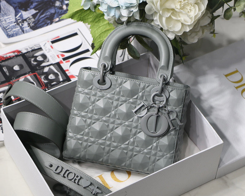 MC-Christian Dior-842