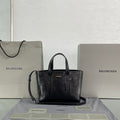 MC-Balenciaga-382