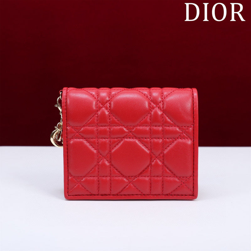 MC-Wallets-150