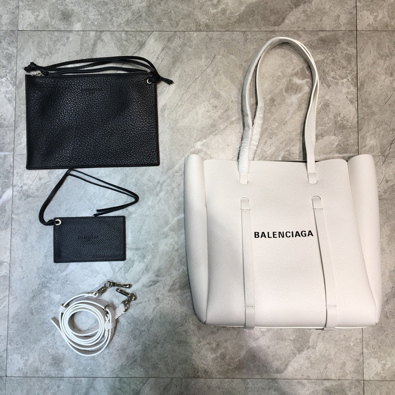 MC-Balenciaga-394
