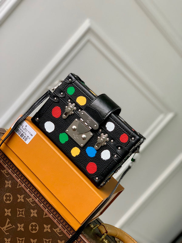 MC-LV-Bags-920