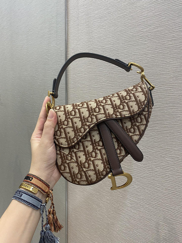 MC-Christian Dior-860