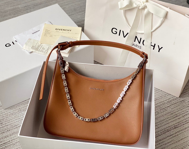 MC-GIVENCHY-121